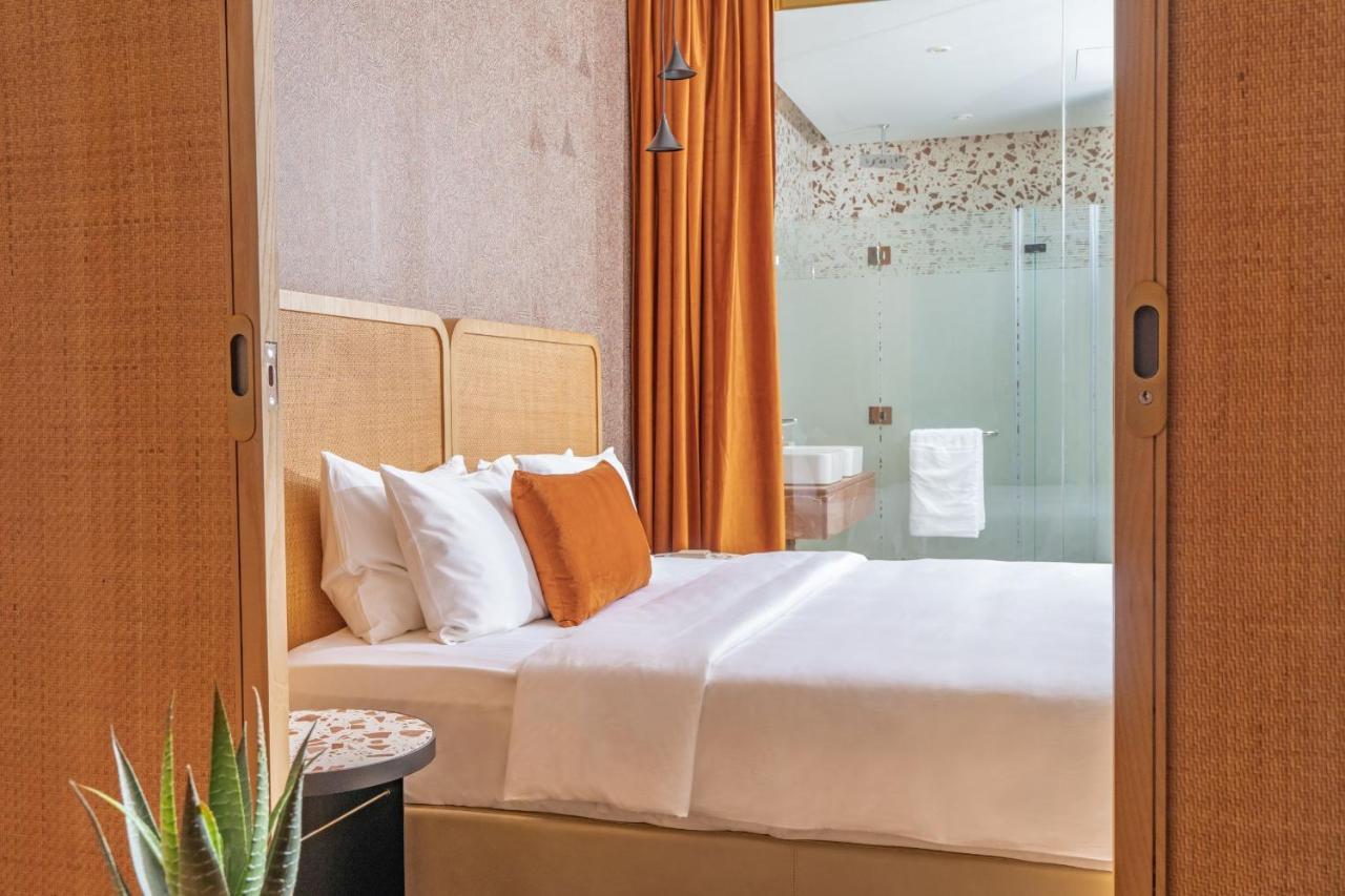 The House Hotel Al Khiran Luaran gambar